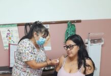 Salud recordó a las embarazadas la importancia de vacunarse para proteger a sus bebés de la Bronquiolitis y la Neumonía