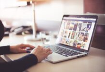 FOPEA capacita en Esquel sobre periodismo de datos e inteligencia artificial