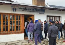 Trabajadores del frigorífico Dicasur reclaman sus salarios