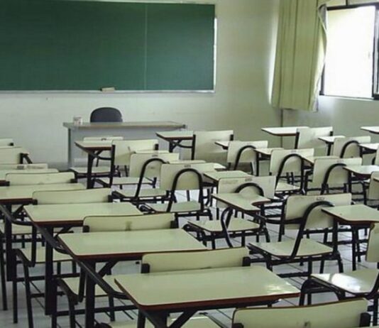 Suspenden las clases este lunes por alerta de vientos fuertes