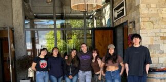 Estudiantes del Curso de Mozo y Camarero de Salón visitaron las Viñas de Nant y Fall