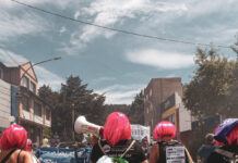 Mutisias Rebeldes celebran sus 7 años con la inauguración de una biblioteca transfeminista