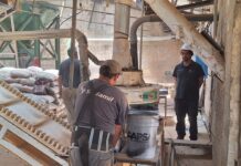 Emprendimiento productivo de Trevelin inició el proceso para certificar la calidad IRAM de sus pellets de conífera