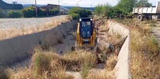 Trevelin: limpian canales y piden que los vecinos mantengan los terrenos baldíos
