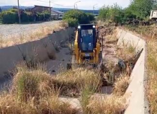 Trevelin: limpian canales y piden que los vecinos mantengan los terrenos baldíos