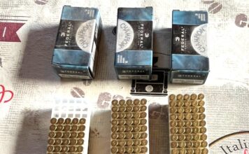 La Policía del Chubut realizó operativos simultáneos y secuestró un arsenal de armas, vehículos, animales y dinero vinculados a delitos rurales