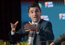 Torres desarrolla una amplia agenda en Estados Unidos para atraer inversiones a Chubut