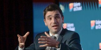 Torres desarrolla una amplia agenda en Estados Unidos para atraer inversiones a Chubut