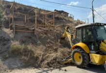 El municipio derribó una construcción ilegal en el acceso a Valle Chico