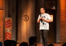 El comediante Lucas Upstein llega con su show de stand up a La Juntadera