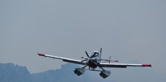 Incendio en el Parque Los Aerces: bomberos voluntarios de Chile se suman al combate del fuego