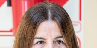 Ejercítate Bailando organiza la tradicional bajada de los Reyes Magos