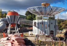 Advierten que aún no pueden utilizarse los juegos de la Plaza del Cielo