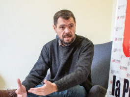 Raposeiras: “No ponemos palos en la rueda, es el Ejecutivo el que no se hace cargo de sus errores y nos traslada el fardo a nosotros”