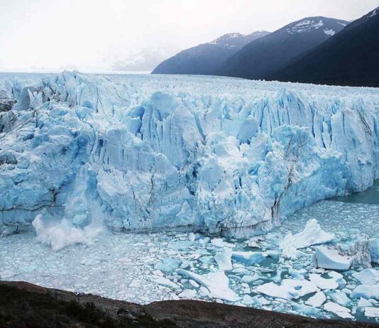 Reforma en la Ley de Glaciares: vecinos se reúnen en el local del “No a la Mina”