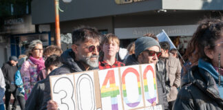 Esquel reafirmó su compromiso con la Memoria, la Verdad y la Justicia con un emotivo acto y una convocante marcha