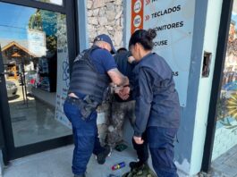 Detienen a un hombre tras robar en un comercio y ser perseguido por el damnificado