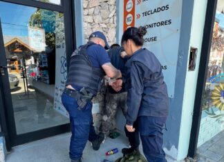Detienen a un hombre tras robar en un comercio y ser perseguido por el damnificado