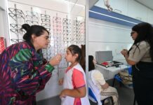 “Ver para ser Libres”: en Chubut se entregaron más de 4500 anteojos a alumnos de Primaria