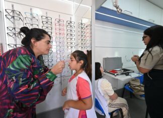 “Ver para ser Libres”: en Chubut se entregaron más de 4500 anteojos a alumnos de Primaria