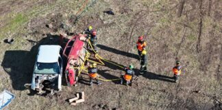 Bomberos de Esquel se capacitaron en rescate vehicular