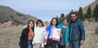 Veintitrés familias recibieron lotes en Valle Chico