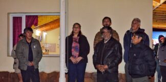 Vigilia por Malvinas: Trevelin rindió homenaje a sus veteranos y a la memoria de quienes ya no están