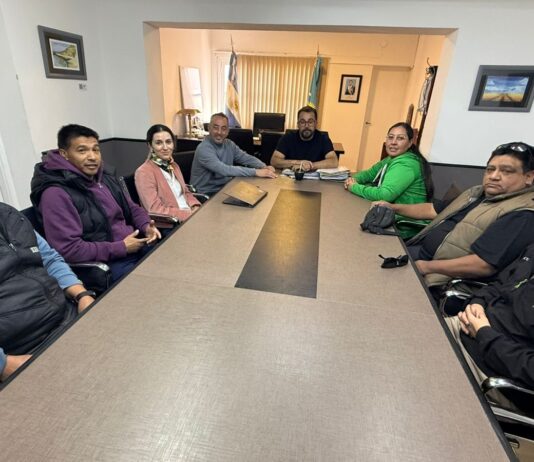 Paritaria: el Ejecutivo acordó con los gremios un aumento salarial del 11%