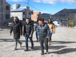 Torres y Taccetta recorrieron obras en Esquel