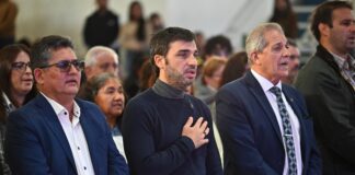 Torres encabezó el 83º aniversario de Alto Río Senguer con anuncios de viviendas y obras