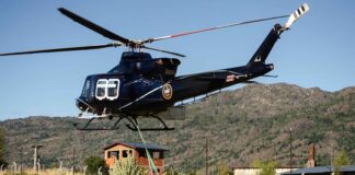 Restauración: Chubut concretó el primer operativo aéreo de transporte masivo de plantines