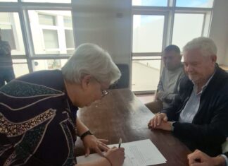 Se puso en marcha un programa para que vecinos de barrios puedan escriturar sus viviendas