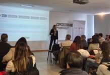 Presentan en Esquel el sistema online para la conformación de sociedades