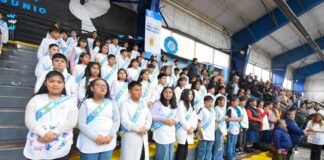 Más de 140 alumnos realizaron la Promesa de Lealtad a la Bandera en un emotivo acto en Esquel