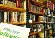 Se realiza encuentro de “poetas que leen a poetas desaparecidos en la dictadura”