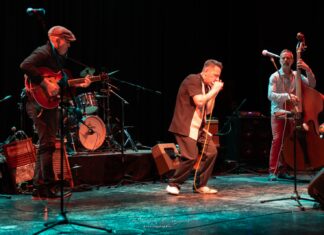 Damián Duflós Blues Band se presenta este viernes en Trevelin y el sábado en Esquel