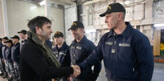 Torres destacó la importancia de “honrar a nuestros héroes y mantener viva la causa Malvinas”