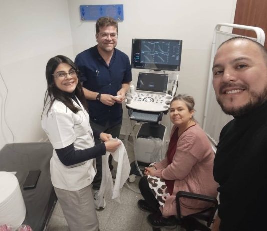 La Cooperadora entregó un nuevo ecógrafo al CAPS del barrio Sargento Cabral