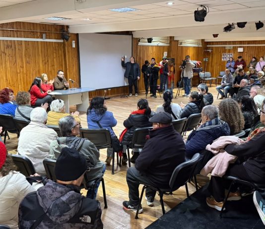 Afiliados de PAMI visibilizaron la crítica situación generada por los cortes en la atención médica