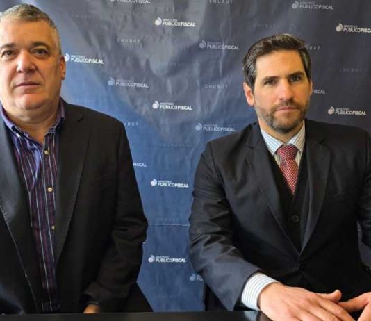 Le dieron arresto domiciliario a dos jóvenes acusados de robo, privación ilegítima de la libertad y coacción agravada