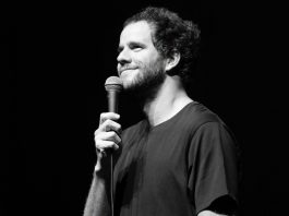 Nico de Tracy se presenta por primera vez en Esquel con su unipersonal “Purga”