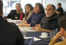 El Gobierno informó acuerdo salarial y recategorizaciones para auxiliares de la Educación