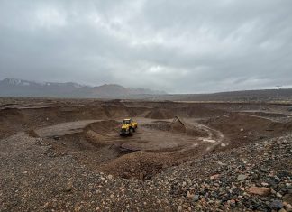 La Municipalidad de Esquel convoca a la contratación de camiones con batea