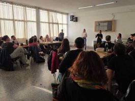 Ciberacoso, violencia digital y noviazgos violentos: la Fiscalía busca fortalecer la prevención en las escuelas