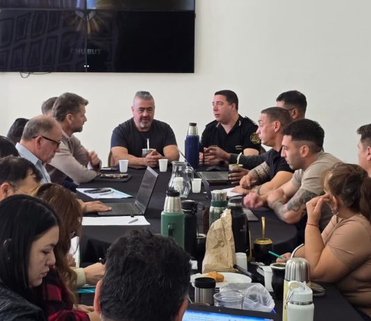 Provincia informó acuerdo salarial para activos y retirados de la Policía del Chubut