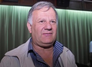 Seitune destacó el plan de obras para Tecka: viviendas, ampliación en la red de gas y nuevo piso para el gimnasio