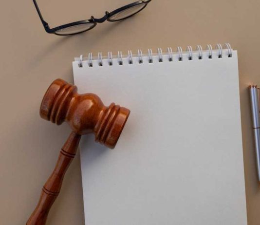 La Fiscalía solicitó condena para un hombre acusado de violar sistemáticamente órdenes de restricción