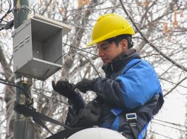 Instalan nuevos puntos de WiFi libre en espacios públicos de Esquel
