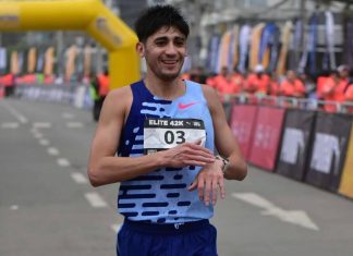 “Coco” Muñoz y “Vanshi” Thomas ganaron la histórica Corrida de Diario Crónica