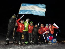 La Hoya vivió una noche especial con otra edición de la Bajada de Luces